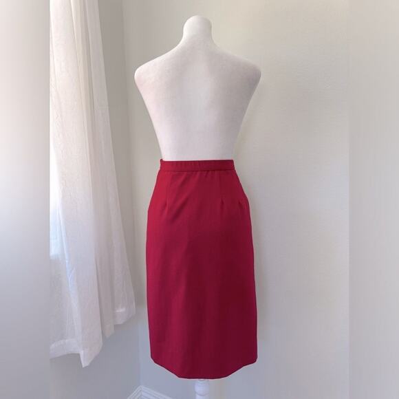 Vintage ‘80s Schrader Sport 100% Pure Wool Red Knee-Length Skirt - Picture 6 of 7